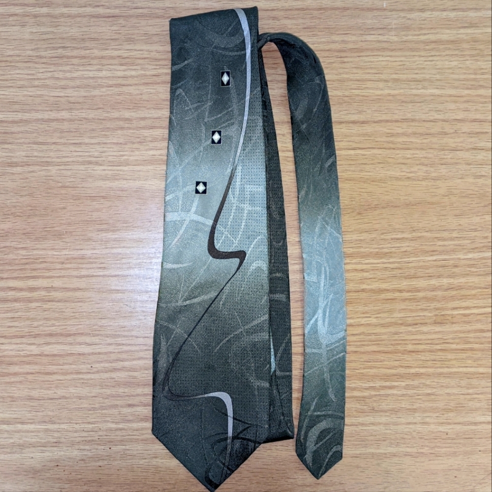 Hand Sewn 100% Silk Tie